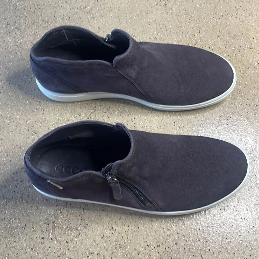 Ecco Women's Soft 7 Side Zip Bootie Sneakers in Dark Shadow Leather sz 11 Extra